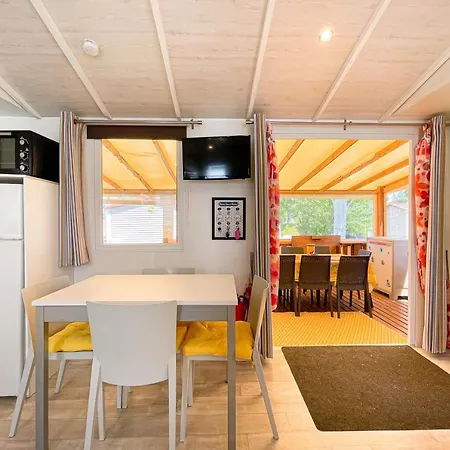 Magnificent Bungalow With Terrace In Frejus * Frejus