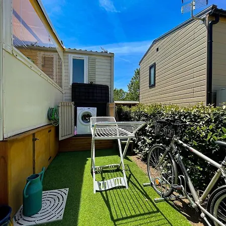 Magnificent Bungalow With Terrace In Frejus